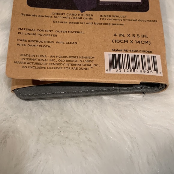 Rae Dunn RFID Passport Holder - Picture 4 of 5